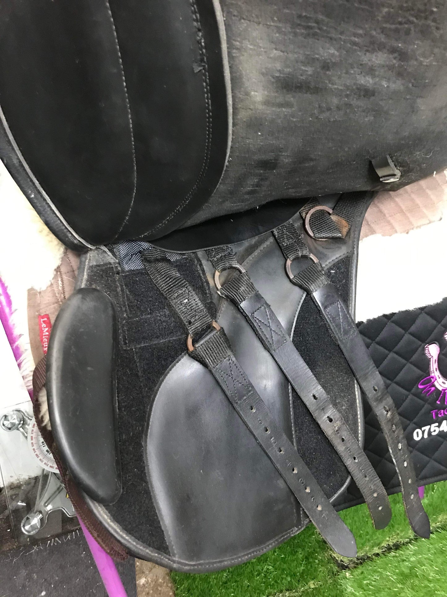 19” thorowgood T6 changeable gullet synthetic leather saddle GP