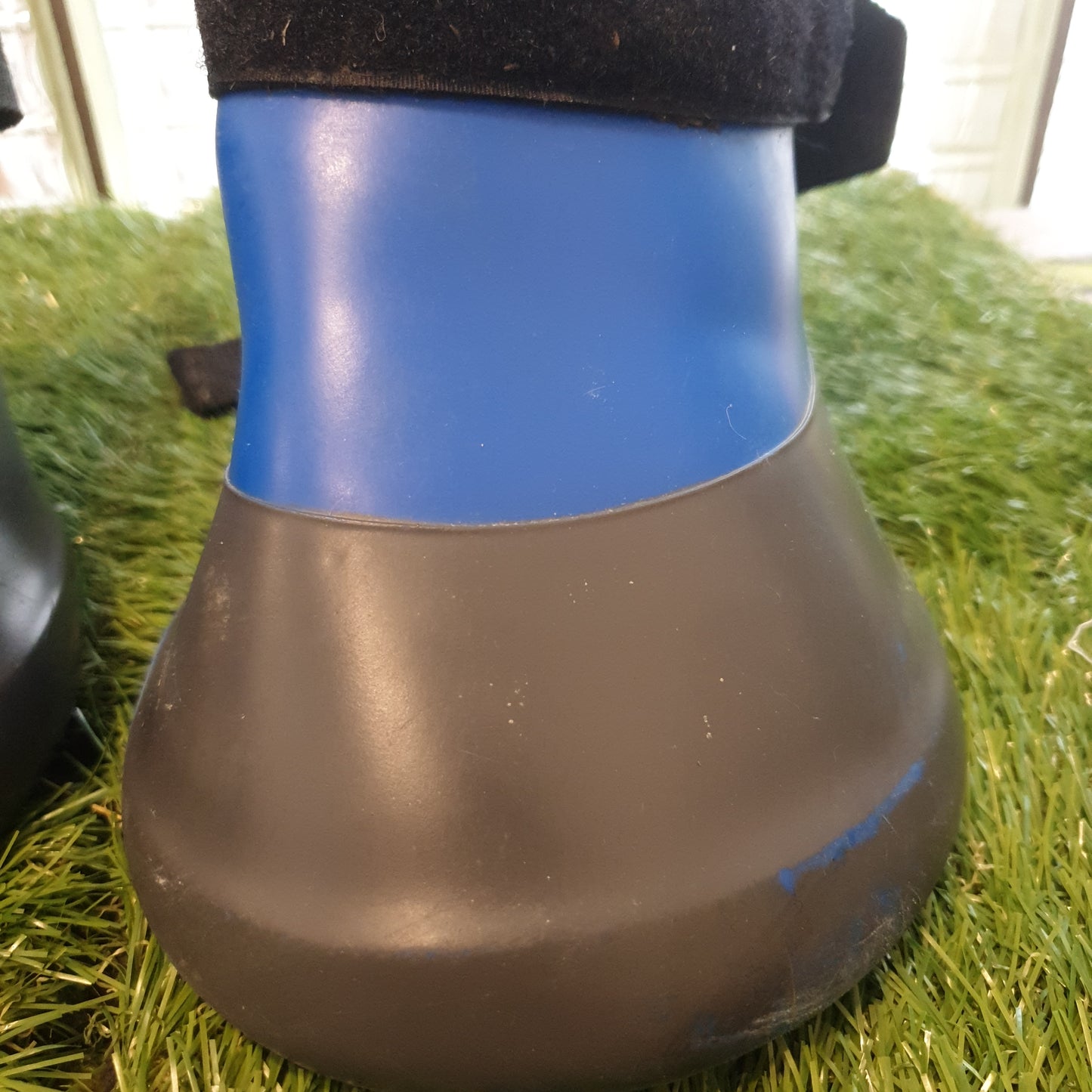 Pony size rubber Poultice Boot