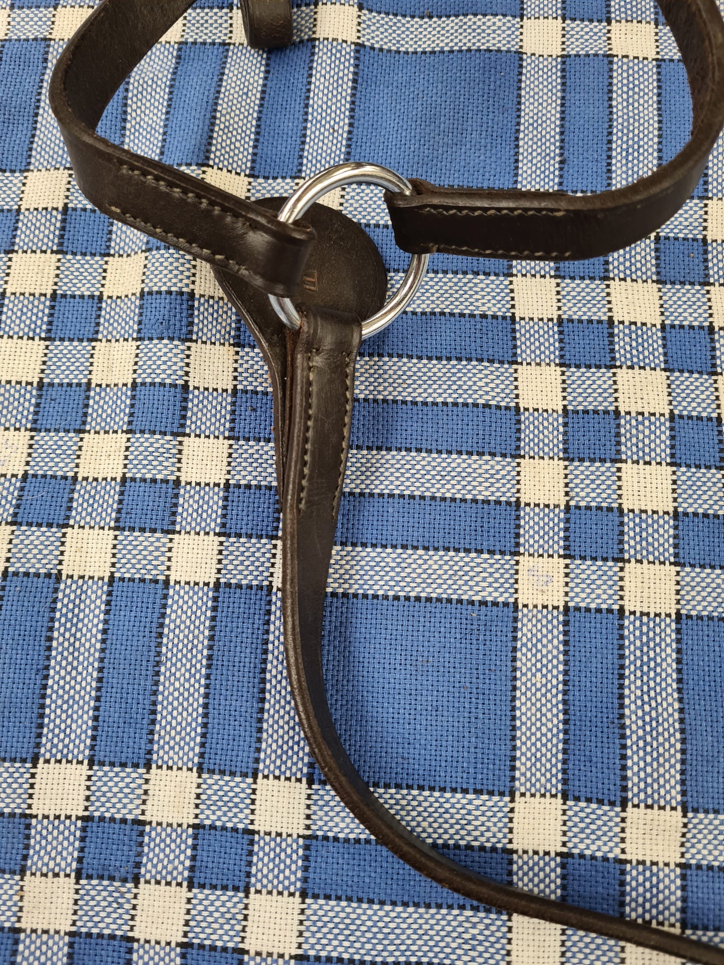 Used brown leather full size breastplate 🟢