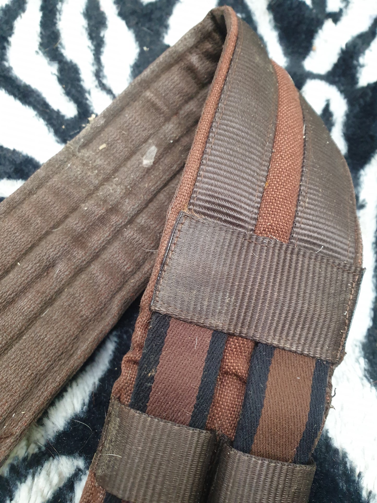 Used 24" brown Cottage Craft cotton girth