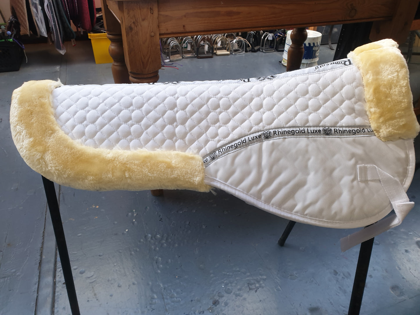NEW rhinegold luxe fur saddle half pad, sizes pony and full, white and natural