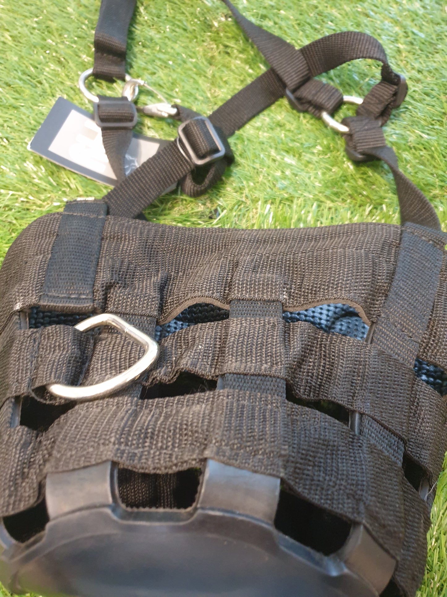 NEW WITH TAGS Xtra Full HY grazing muzzle