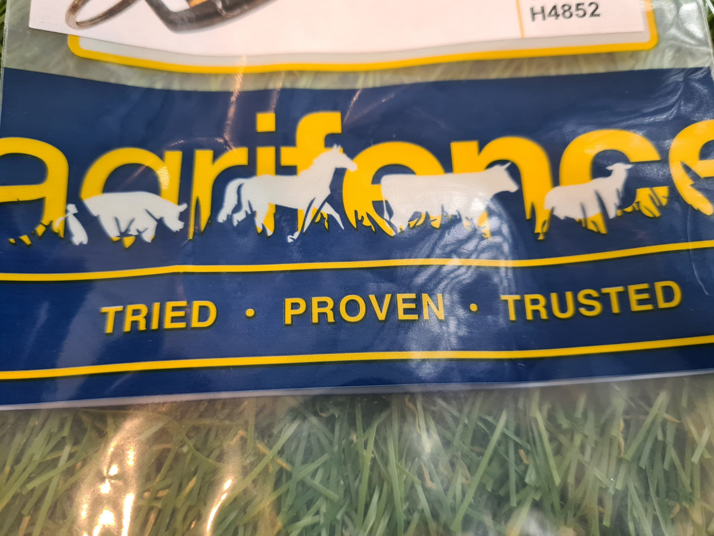 NEW IN PACKAGING Electric Fence tester 🟣