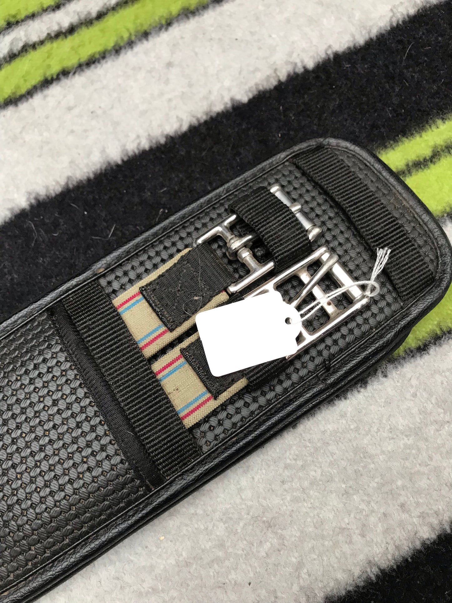 33” black aerborn comfort girth