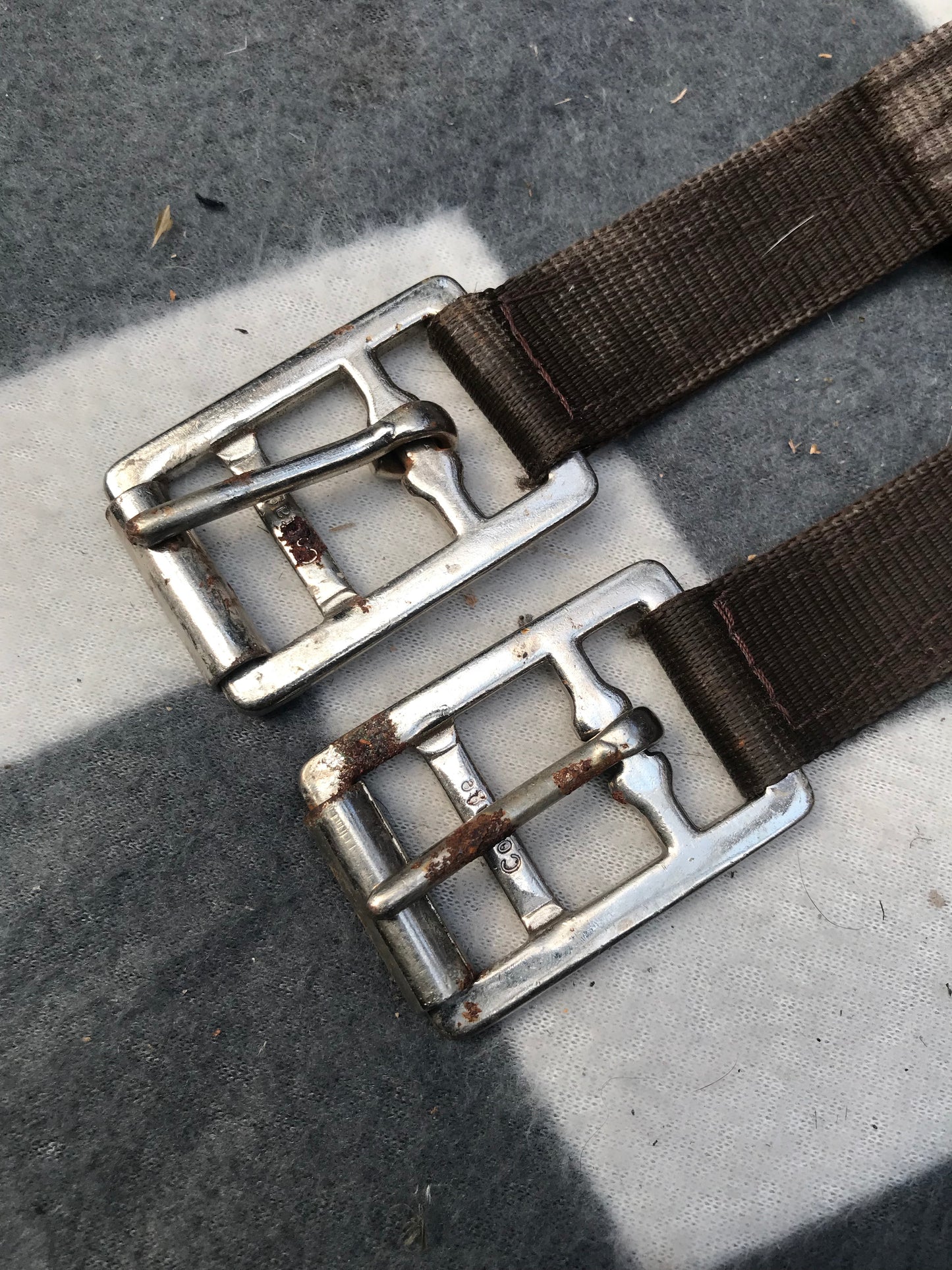 Cottage craft brown material girth 43”