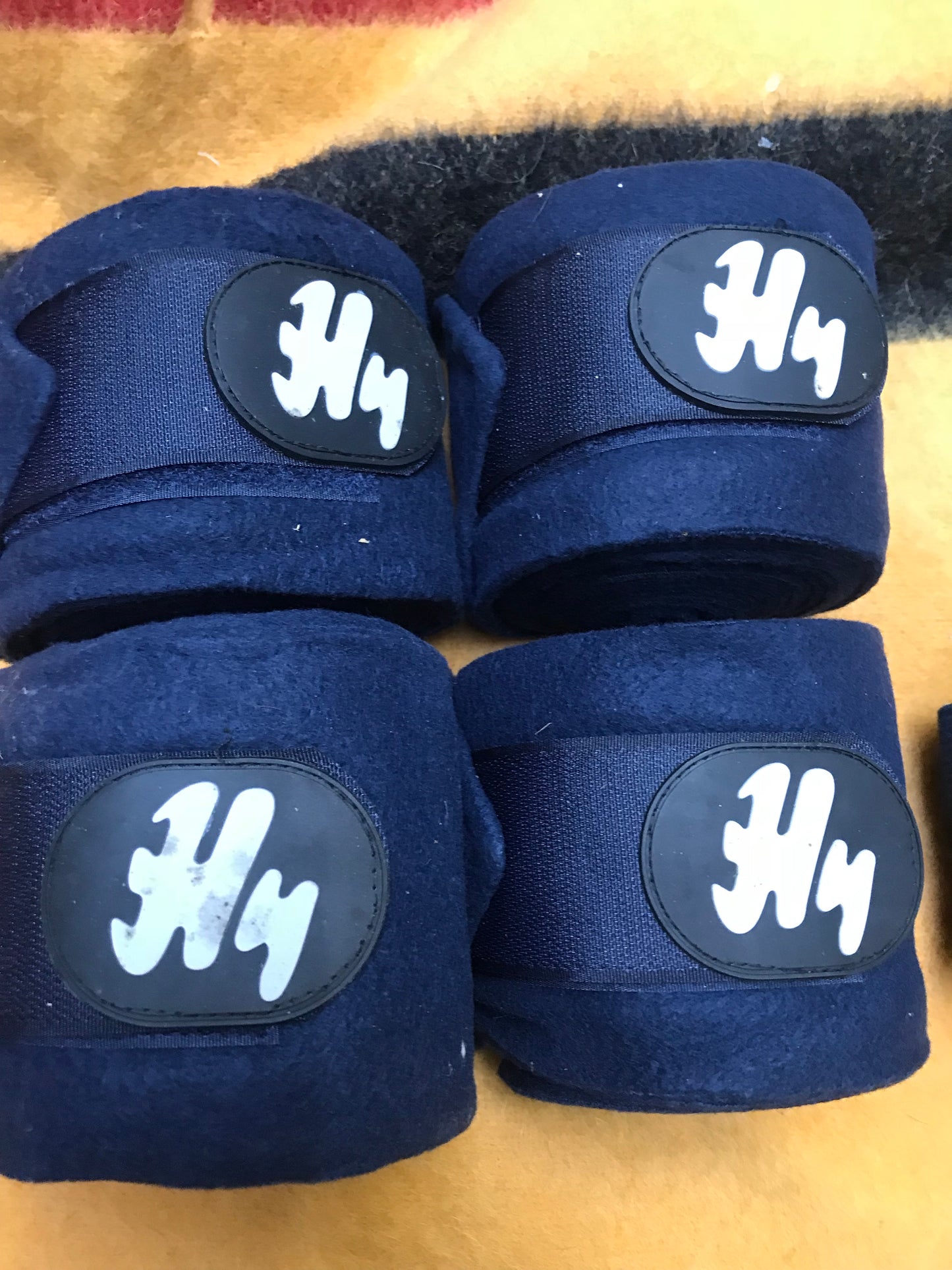HY navy fleece bandages with tail bandage FREE POSTAGE ✅