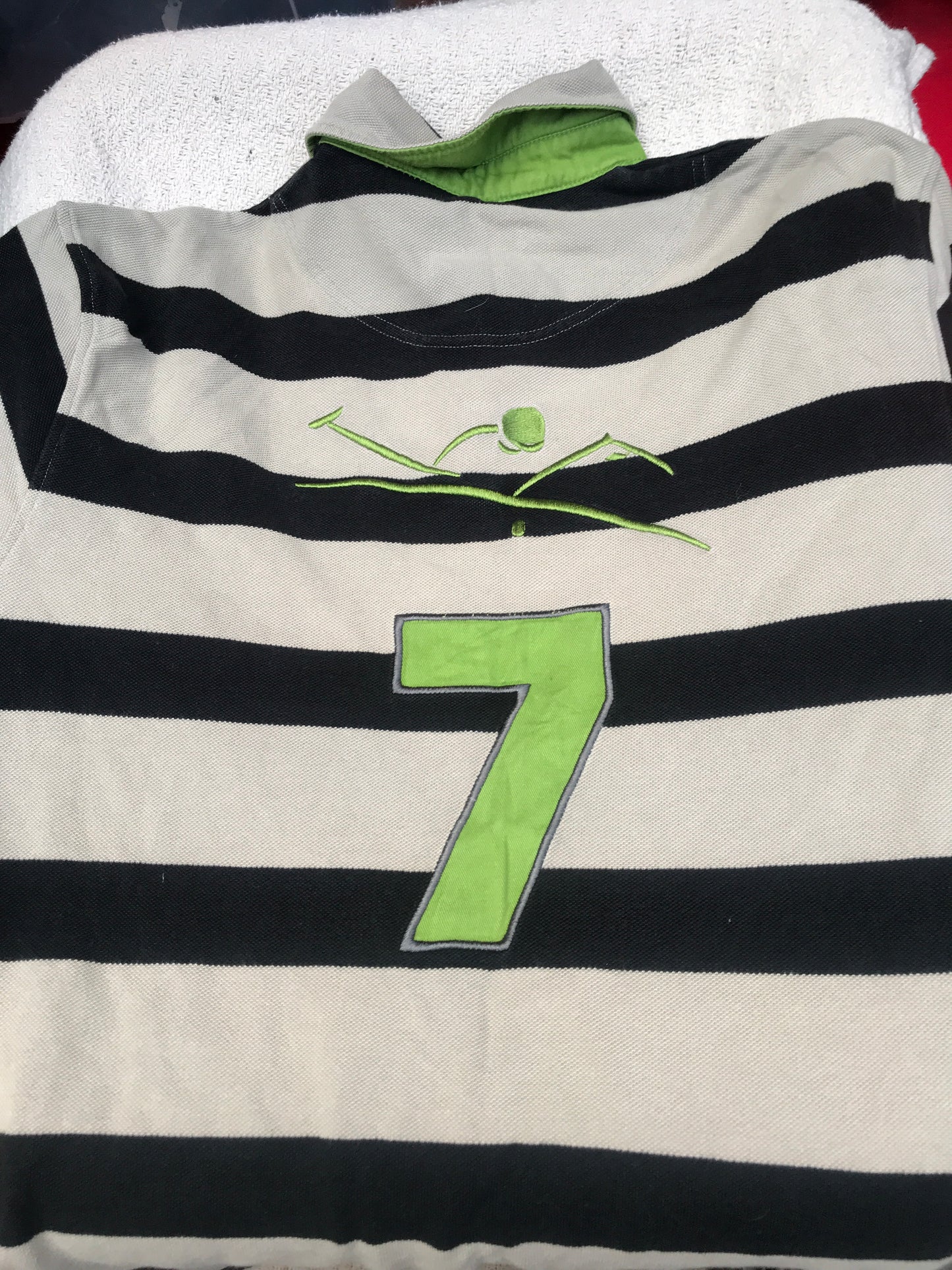 Equi-Thème polo t-shirt size large(16-18)FREE POSTAGE