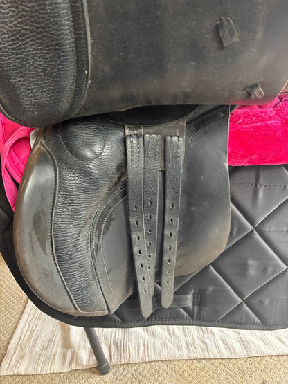 Coleman Croft black GP 17” saddle
