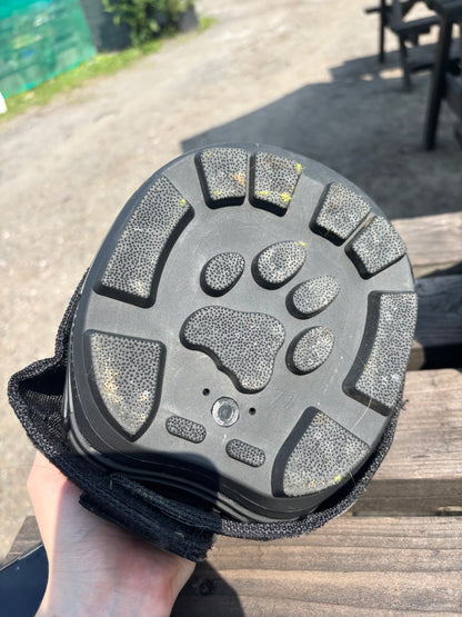 Pfiff hoof boots size #7 only tried on ❣️