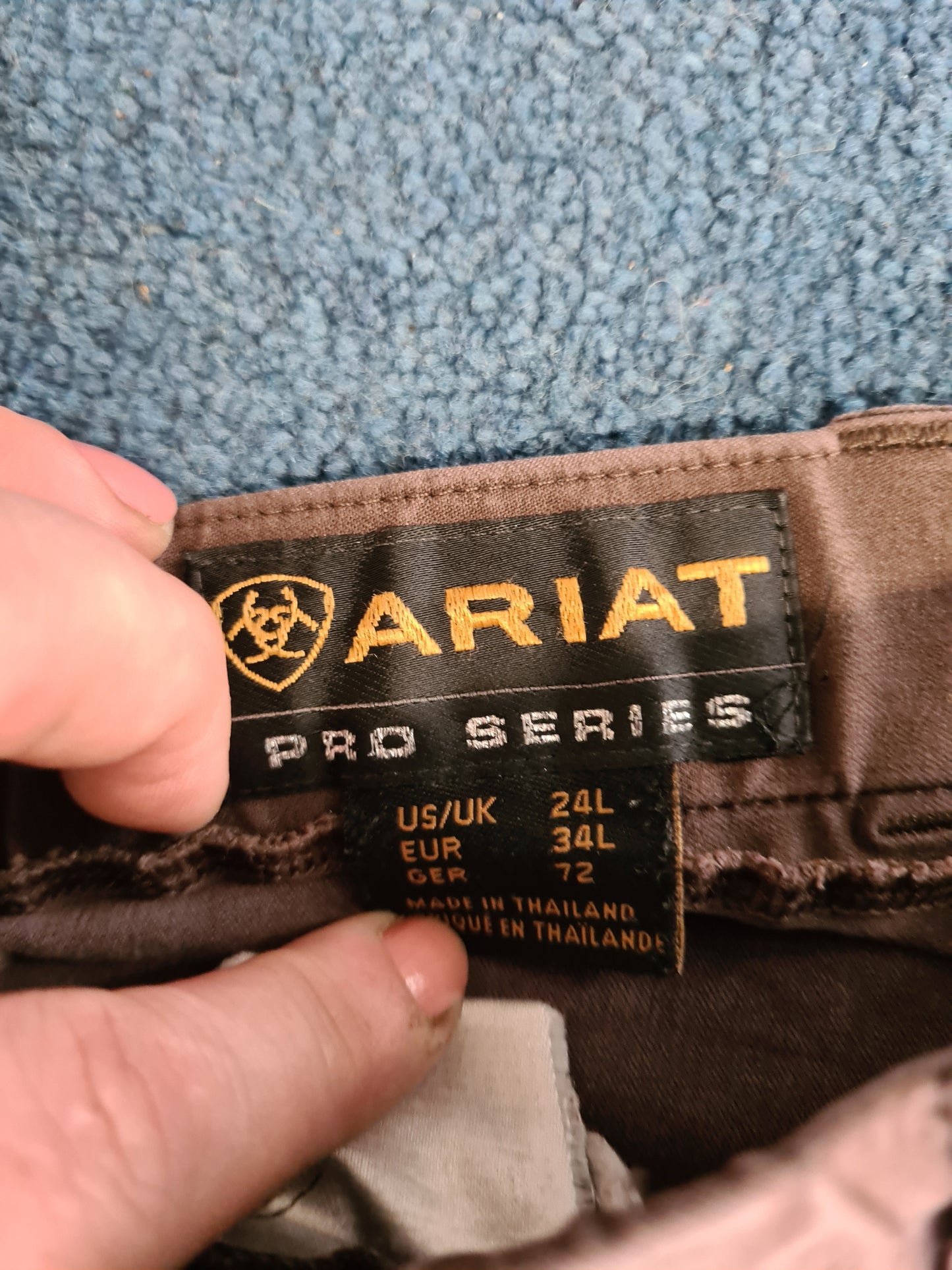 Brown Ariat Pro Series breeches size 6 FREE POSTAGE 🟣