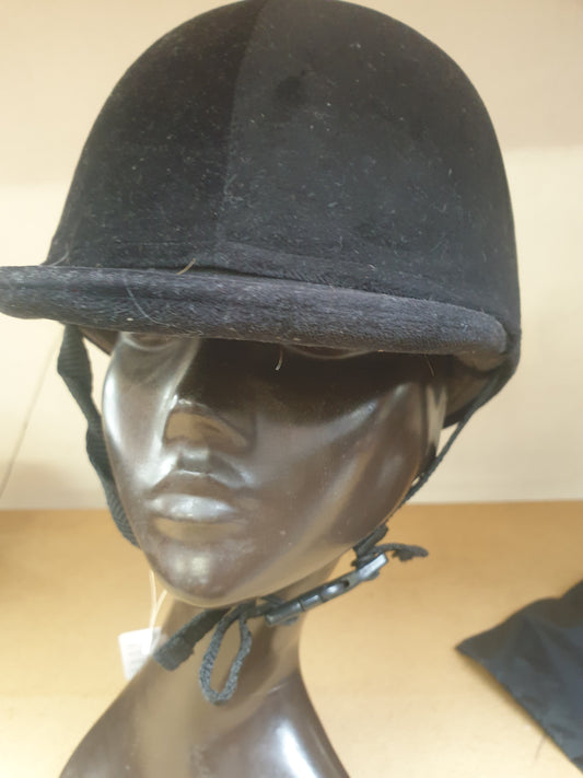 Black velvet riding hat 55cm FREE POSTAGE ❤️