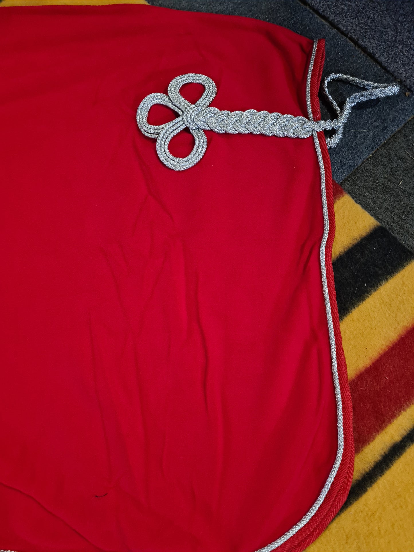 NEW rhinegold elite show/travel fleece red sizes 5'6 to 7'3 FREE POSTAGE 🟢