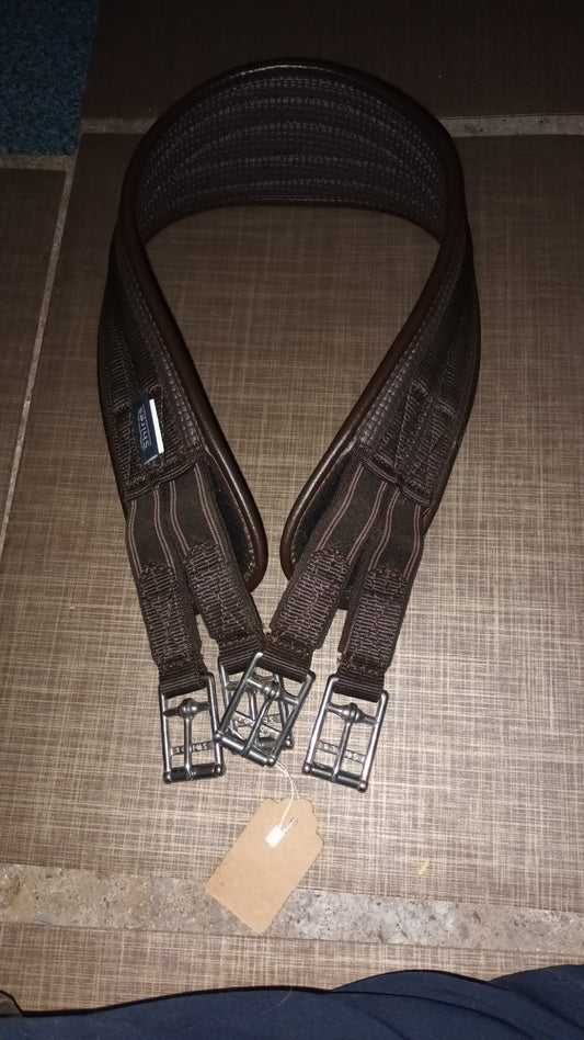 38" brown shires synthetic girth, great condition