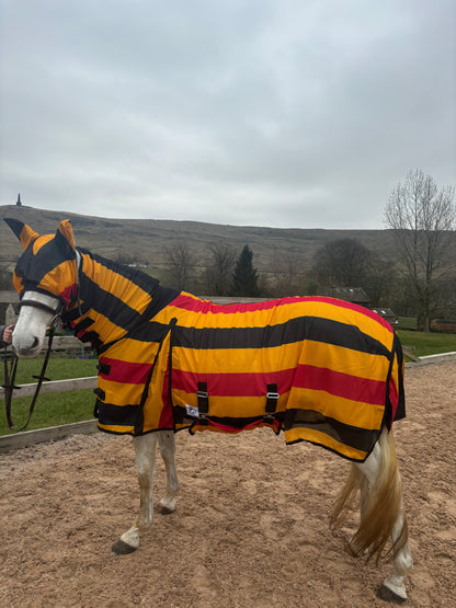 New Newmarket style combo fly rugs complete with matching fly mask❣️