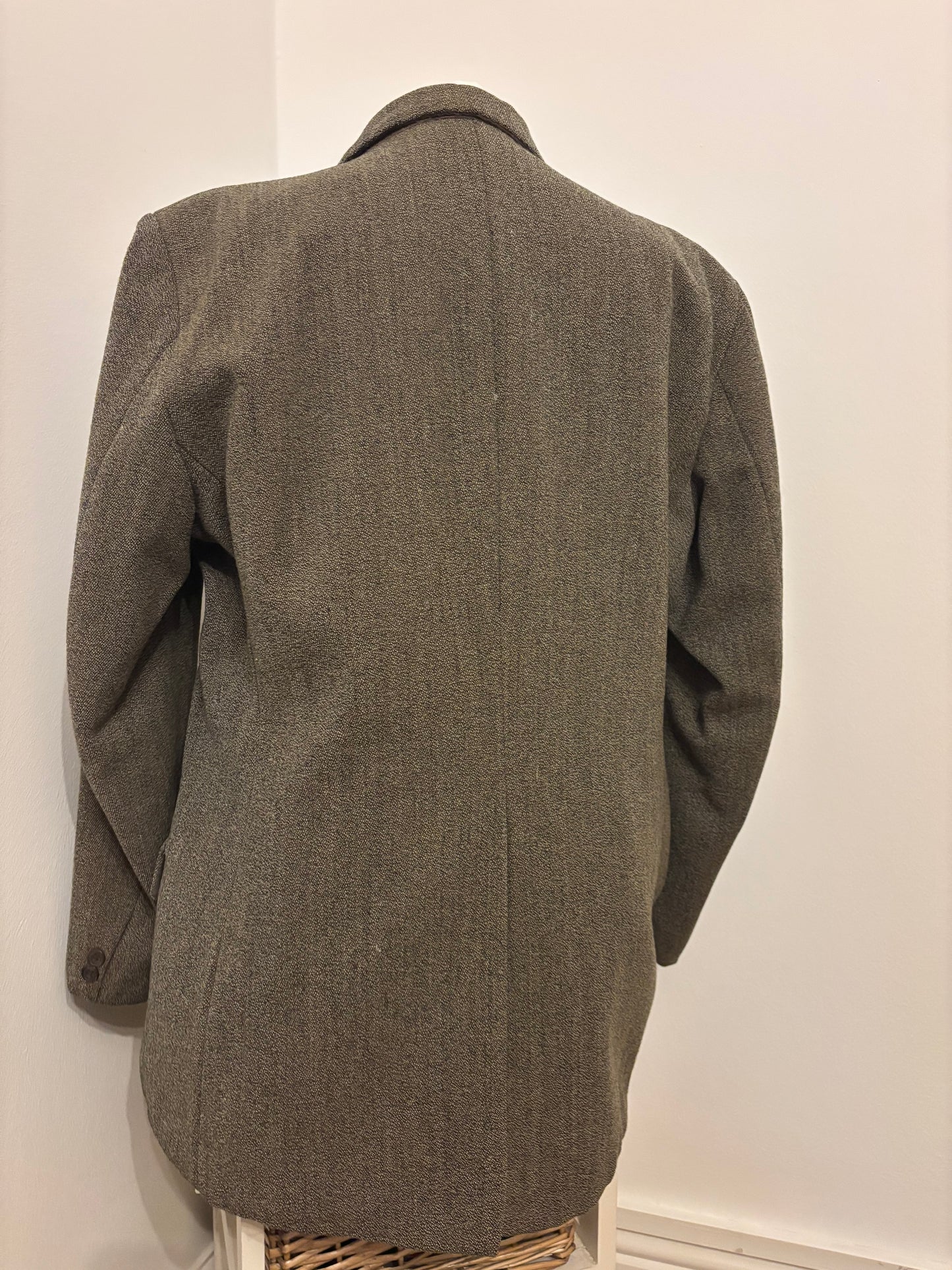Mears green pure wool tweed jacket 42” size 18❣️
