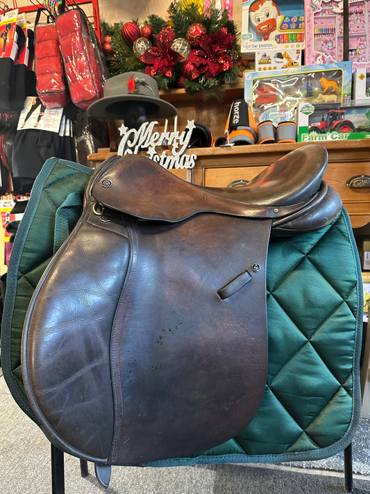 17” Frank baines Gp brown saddle med fit