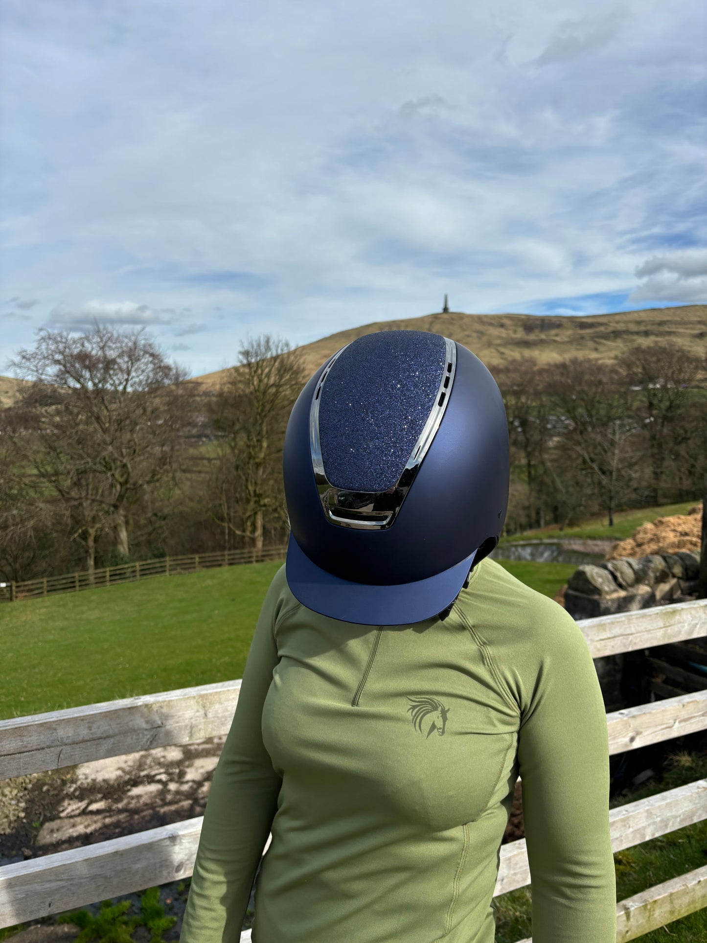 New rhinegold pro carbon glitter riding hat ❣️