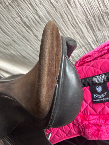 Albion legend 5000 18” Med dressage with flair
