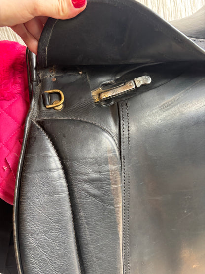 17” heritage black leather saddle WH wide