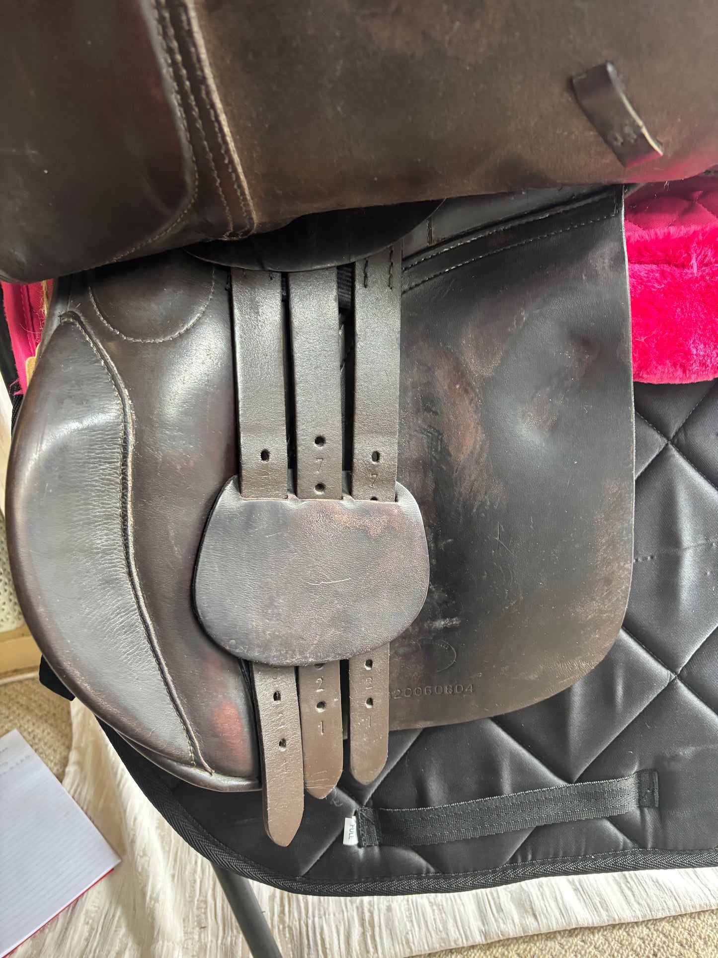17.5” brown village saddlery gp saddle