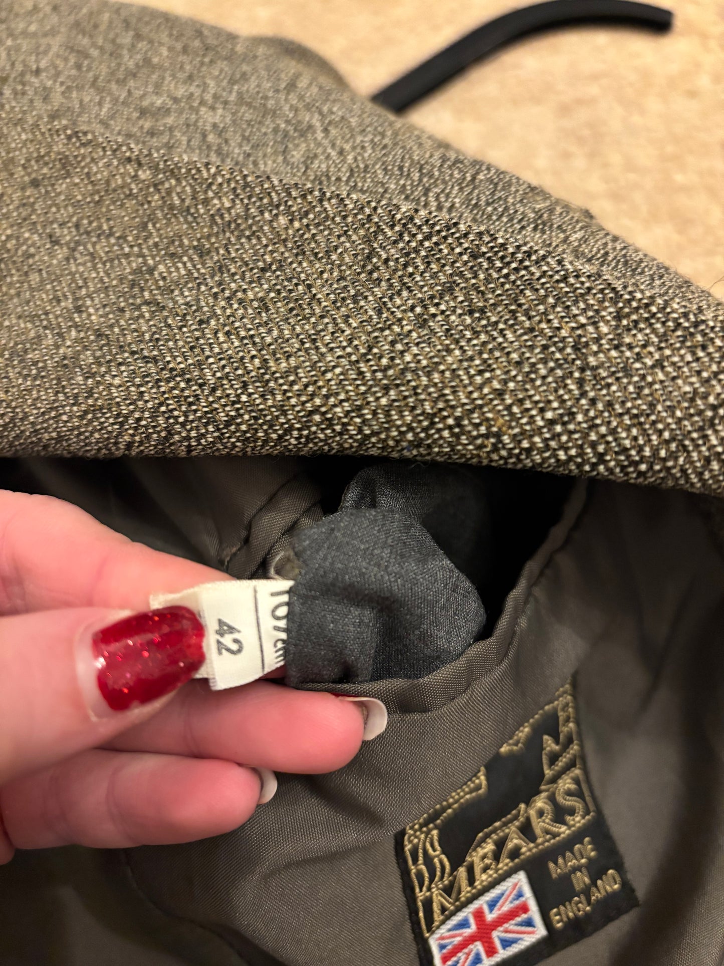 Mears green pure wool tweed jacket 42” size 18❣️