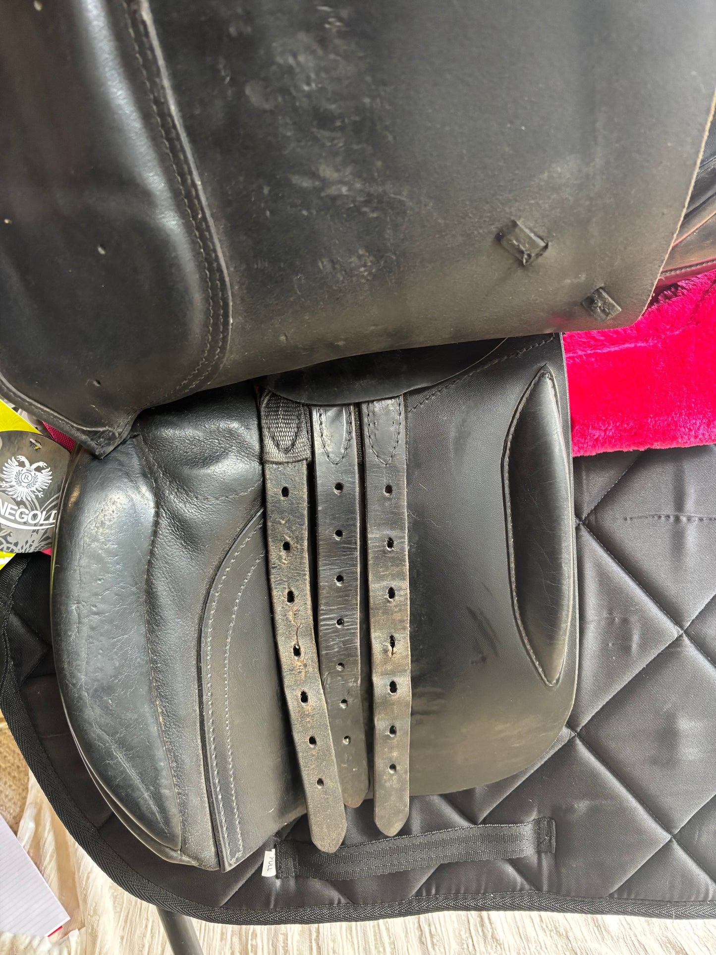 17.5” crosbie black GP saddle