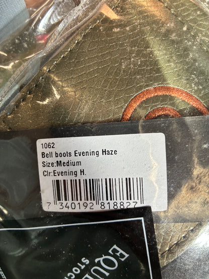 New fluffy Evening hazel brushing boots and bell boots❤️