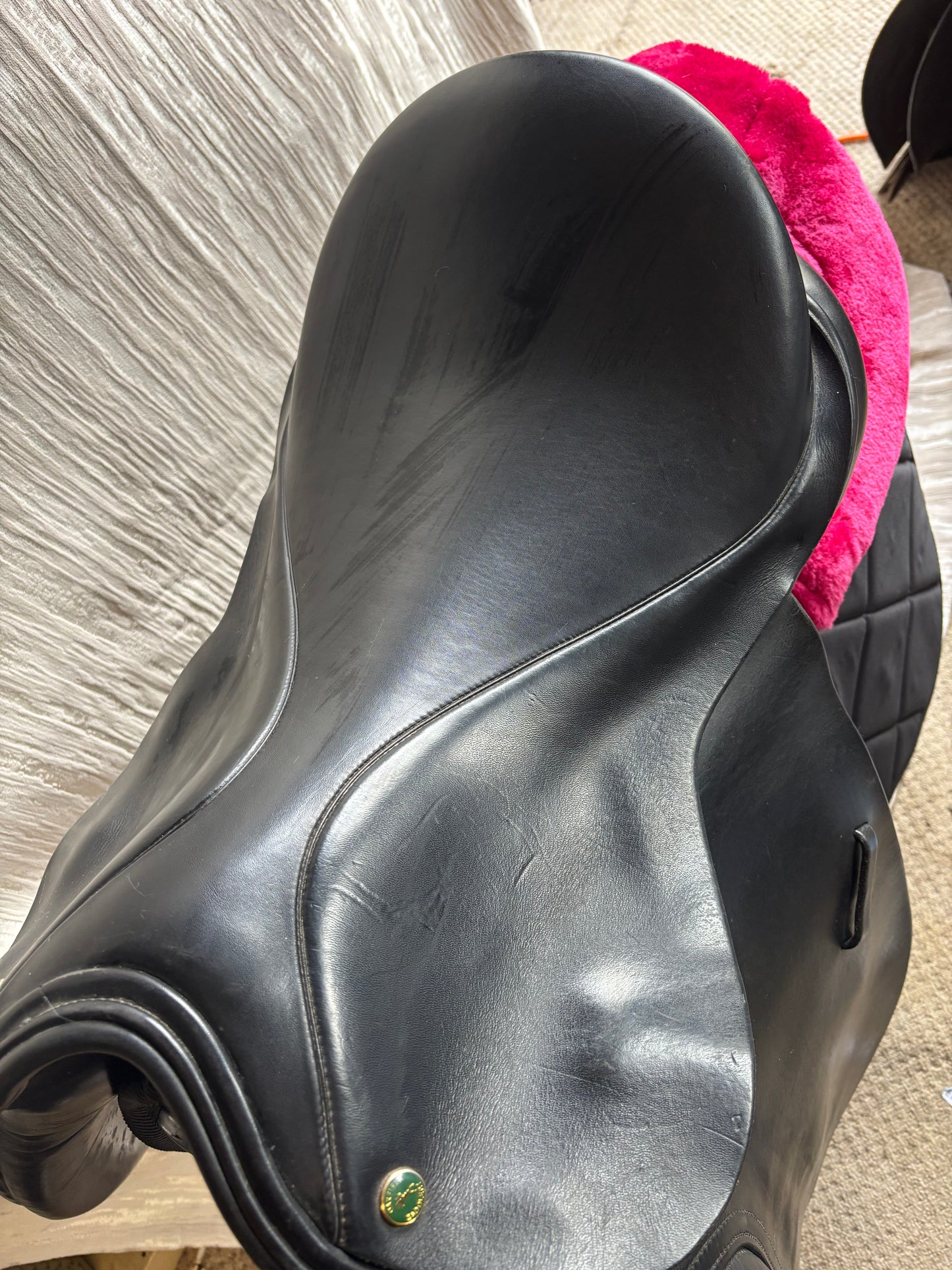 Oakfield 18” black leather WH saddle wide/xwide