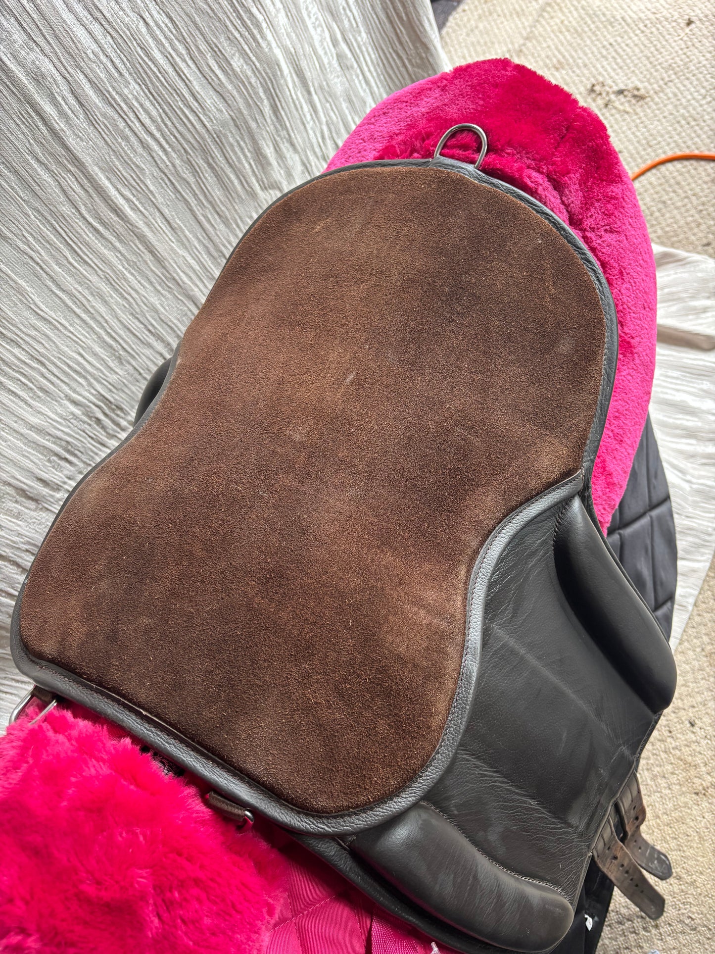 15.5/16” brown leather saddle pad