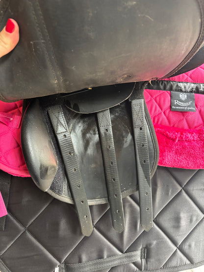 Maxam 14” black wide GP saddle