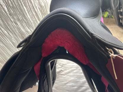 16.5” thorowgood black saddle GP