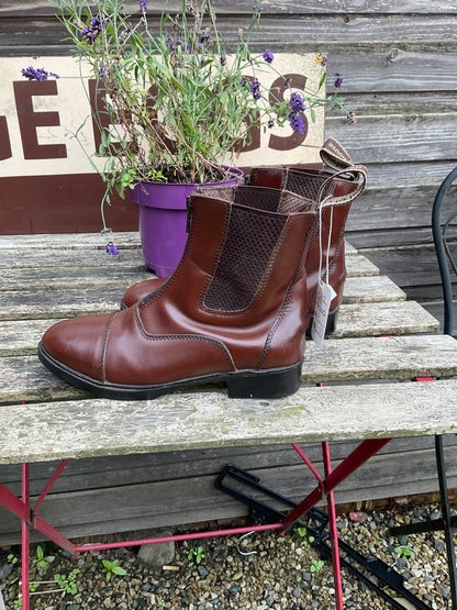 Derby House OXBLOOD Child’s Size 13