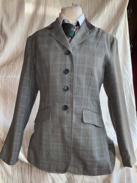 Dublin grey and blue checked jacket size 40” (16)