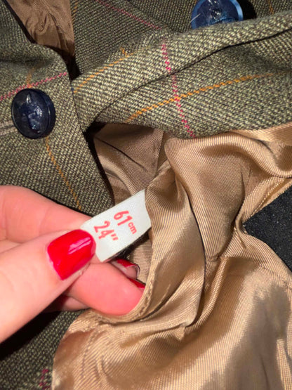 Pytchley pure new wool green tweed with red and orange over check 24”