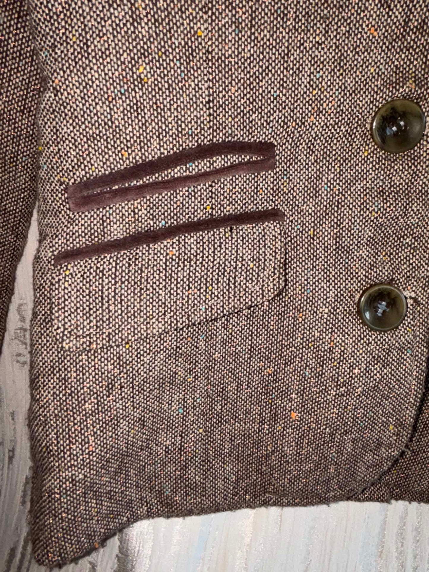 Monsoon brown age 5/6 tweed jacket with matching blue tie, button hole and bobble bows