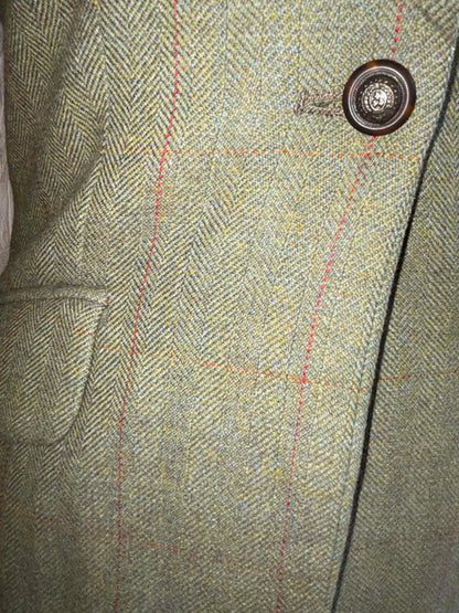 Pytchley pure new wool green tweed with red over check size 36 (12)