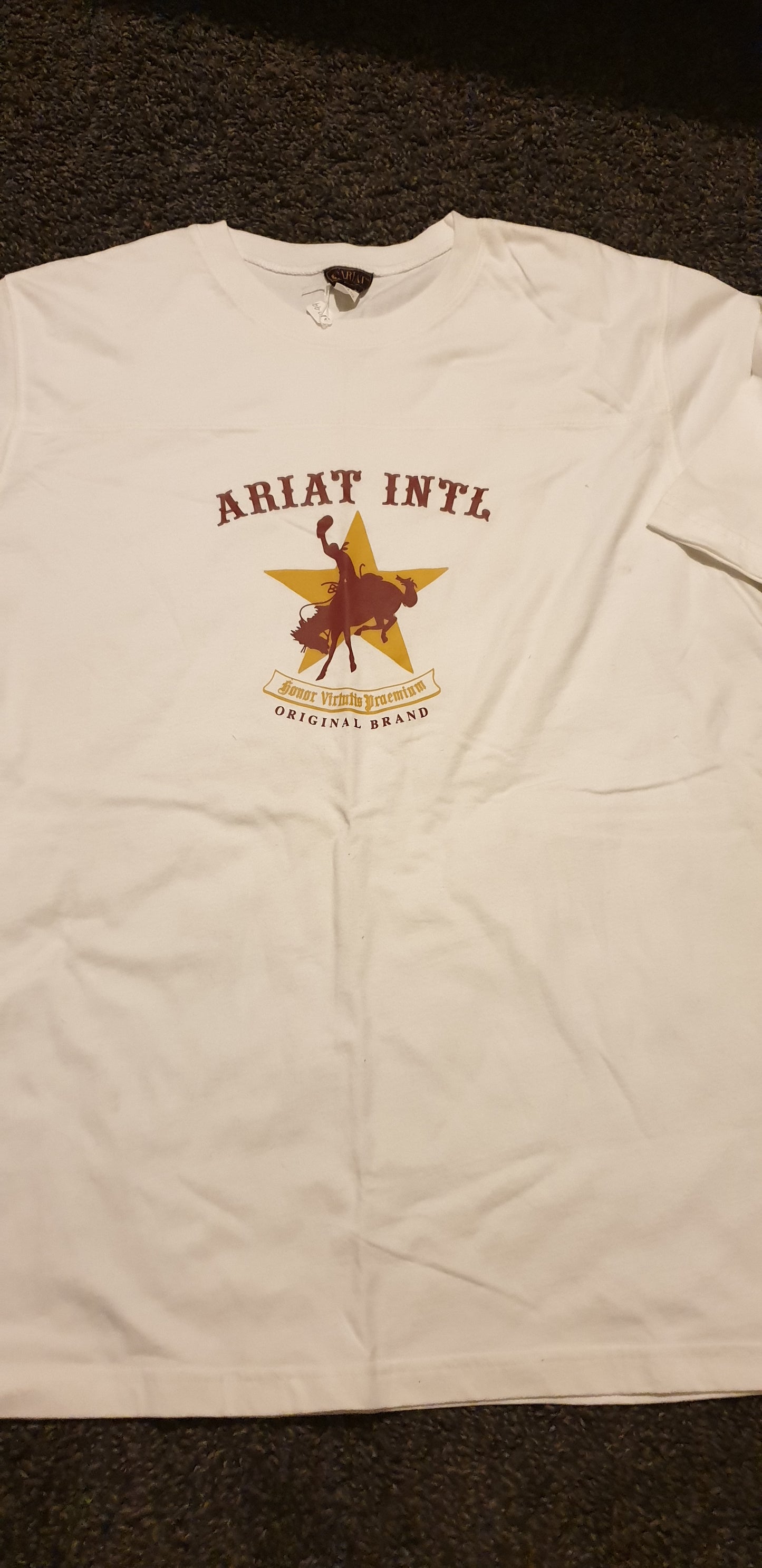 NEW Ariat men t-shirt xxlarge FREE POSTAGE