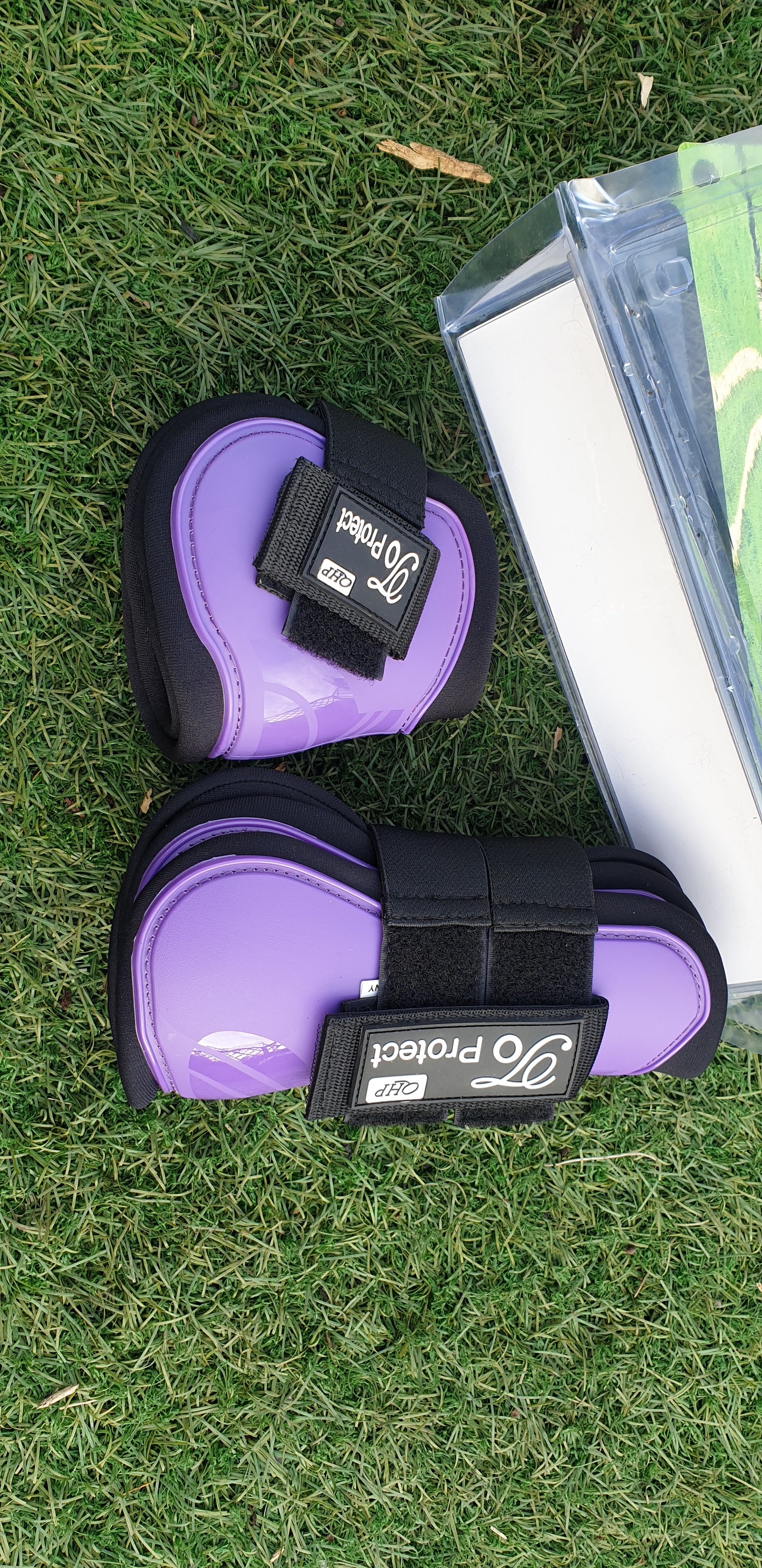 Funky purple Jazz
£30
Set Of 4 Tendon And Fetlock Boots
FREE POSTAGE