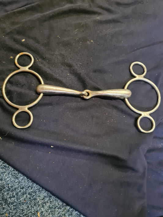 Used 6" 3 ring Dutch gag