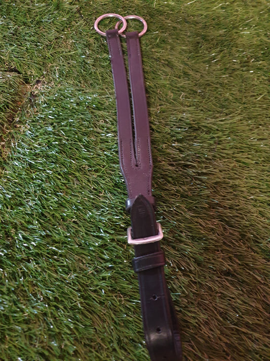 Black full martigale attachment