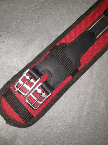 Used red and black 24" dressage girth FREE POSTAGE❤️