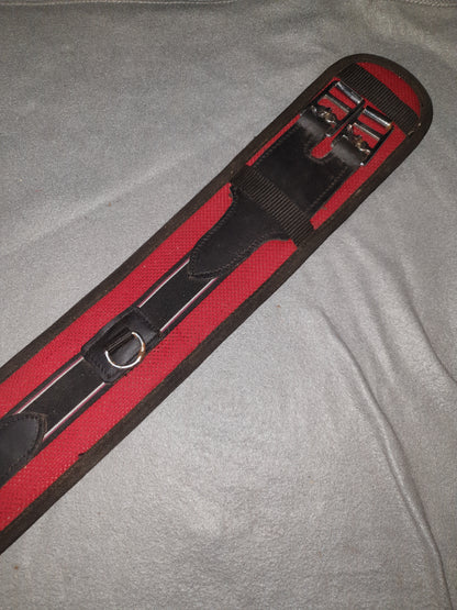 Used red and black 24" dressage girth FREE POSTAGE❤️