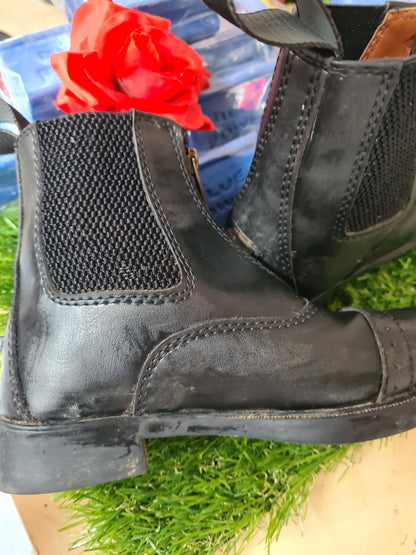 Black children Jodhpurs boots size 11 FREE POSTAGE ■