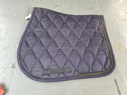 Full size Navy padded saddle cloth with being FREE POSTAGE *