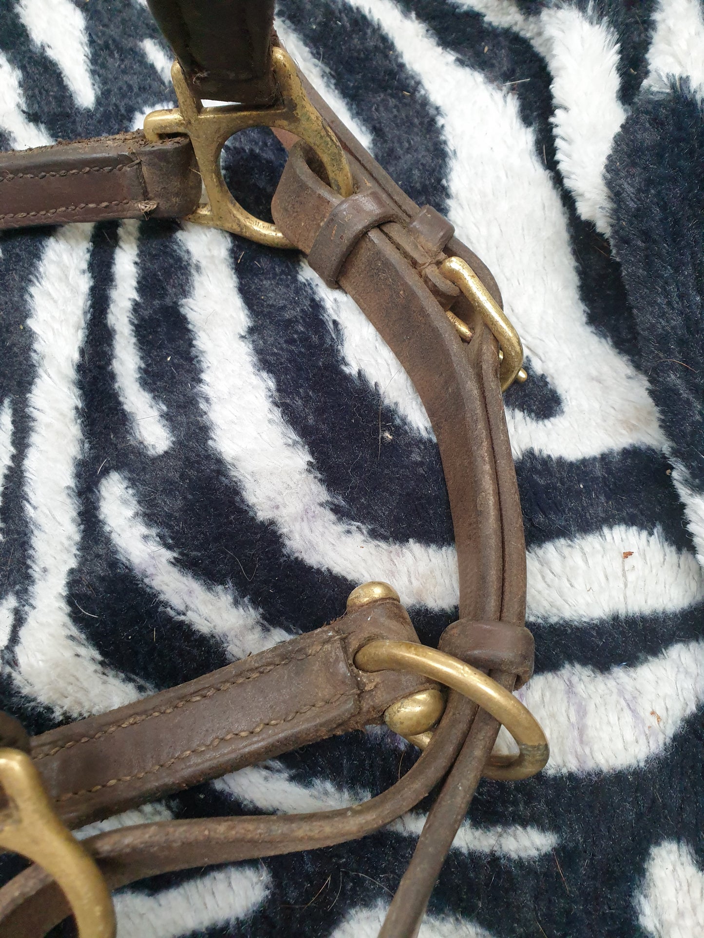 Used full size brown leather headcollar FREE POSTAGE☆