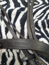 Used cob size black Wembley rubber reins FREE POSTAGE☆