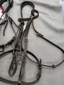 3 full bridles JOBLOT

1 brown 2 black 

Used good condition

£43 FREE POSTAGE