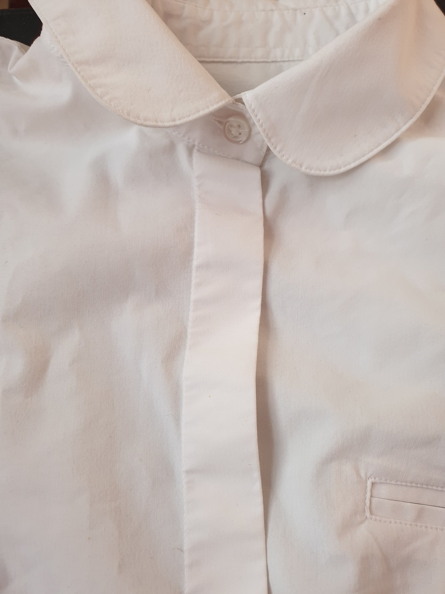 Used age 10 white shirt FREE POSTAGE☆