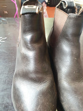 Used size 2 brown Dublin jodhpur boots FREE POSTAGE☆