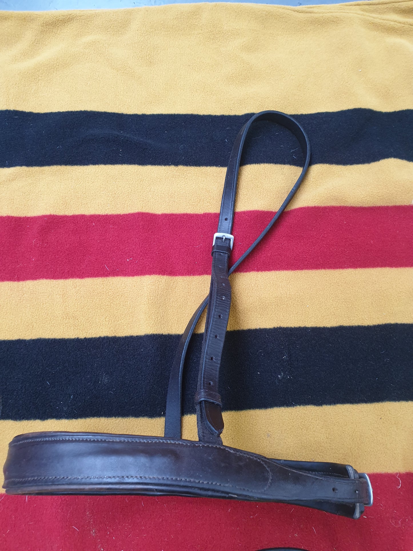 Used full size brown leather nose band FREE POSTAGE☆